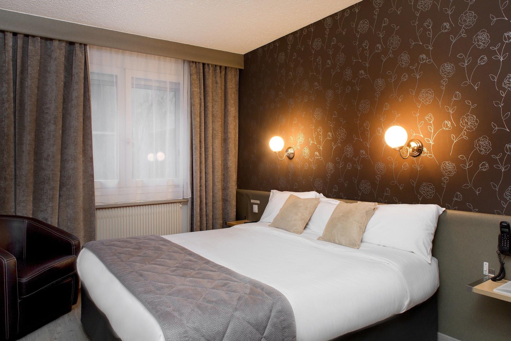 Logis Hotel Du Midi - Saint Etienne Sud Εξωτερικό φωτογραφία