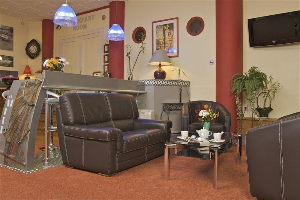 Logis Hotel Du Midi - Saint Etienne Sud Εξωτερικό φωτογραφία