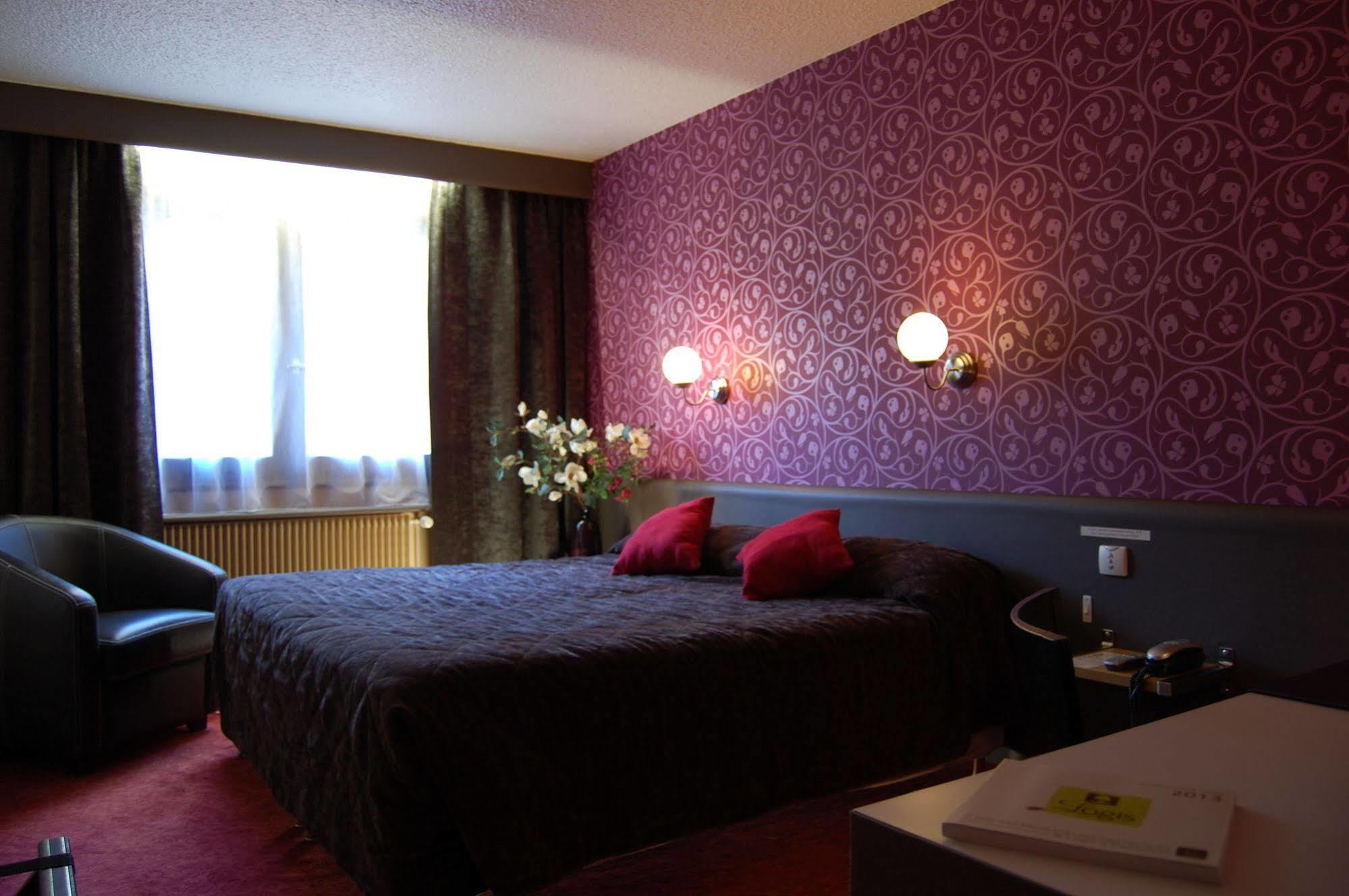 Logis Hotel Du Midi - Saint Etienne Sud Εξωτερικό φωτογραφία